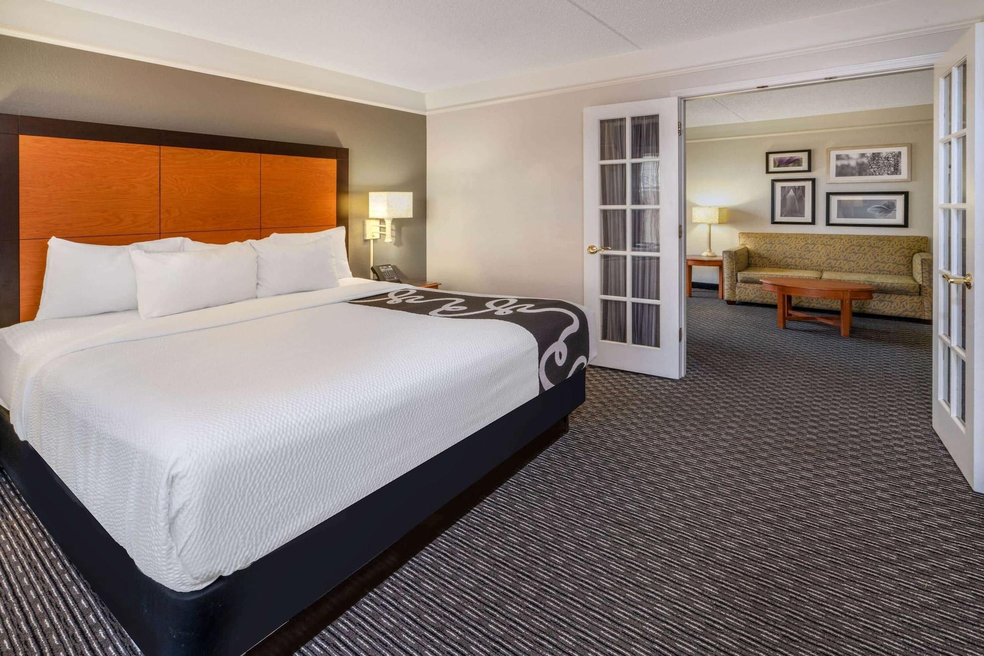 La Quinta By Wyndham Pueblo Hotel Eksteriør billede