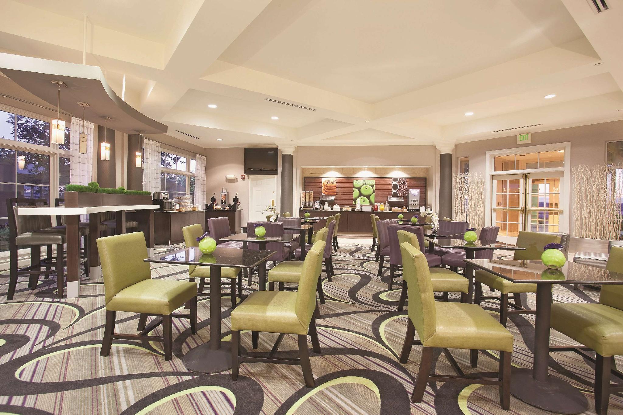 La Quinta By Wyndham Pueblo Hotel Eksteriør billede