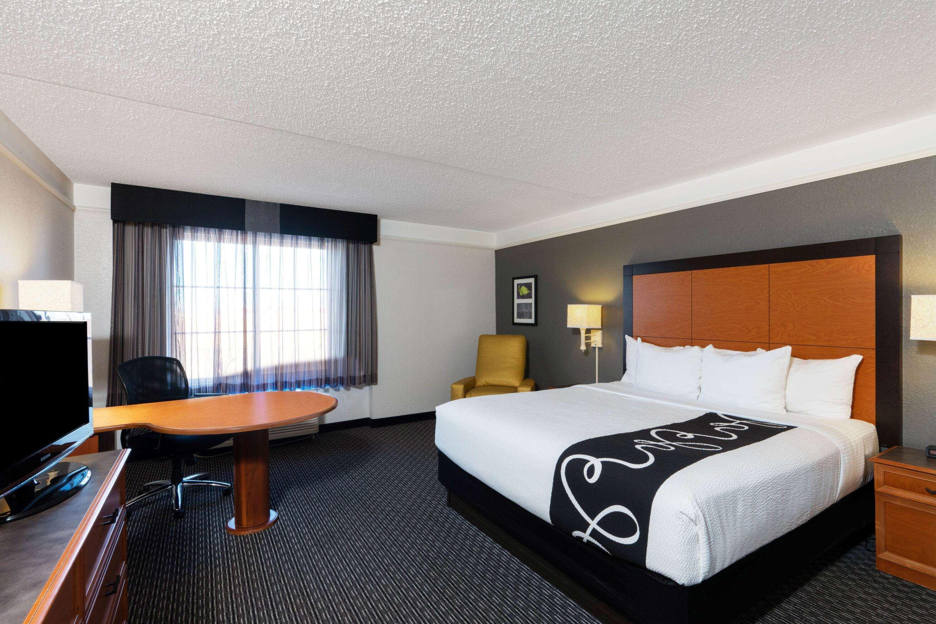 La Quinta By Wyndham Pueblo Hotel Eksteriør billede
