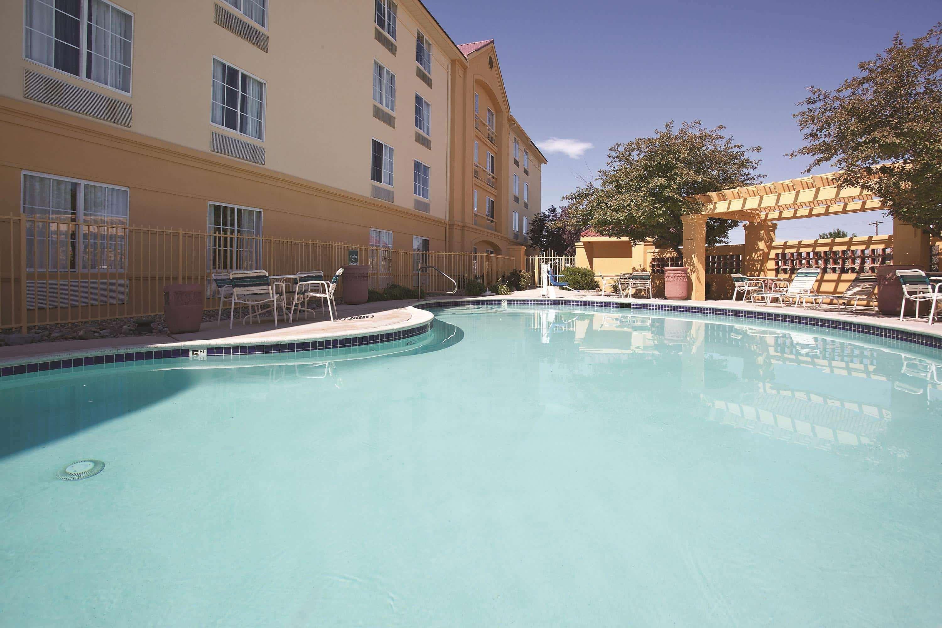 La Quinta By Wyndham Pueblo Hotel Eksteriør billede