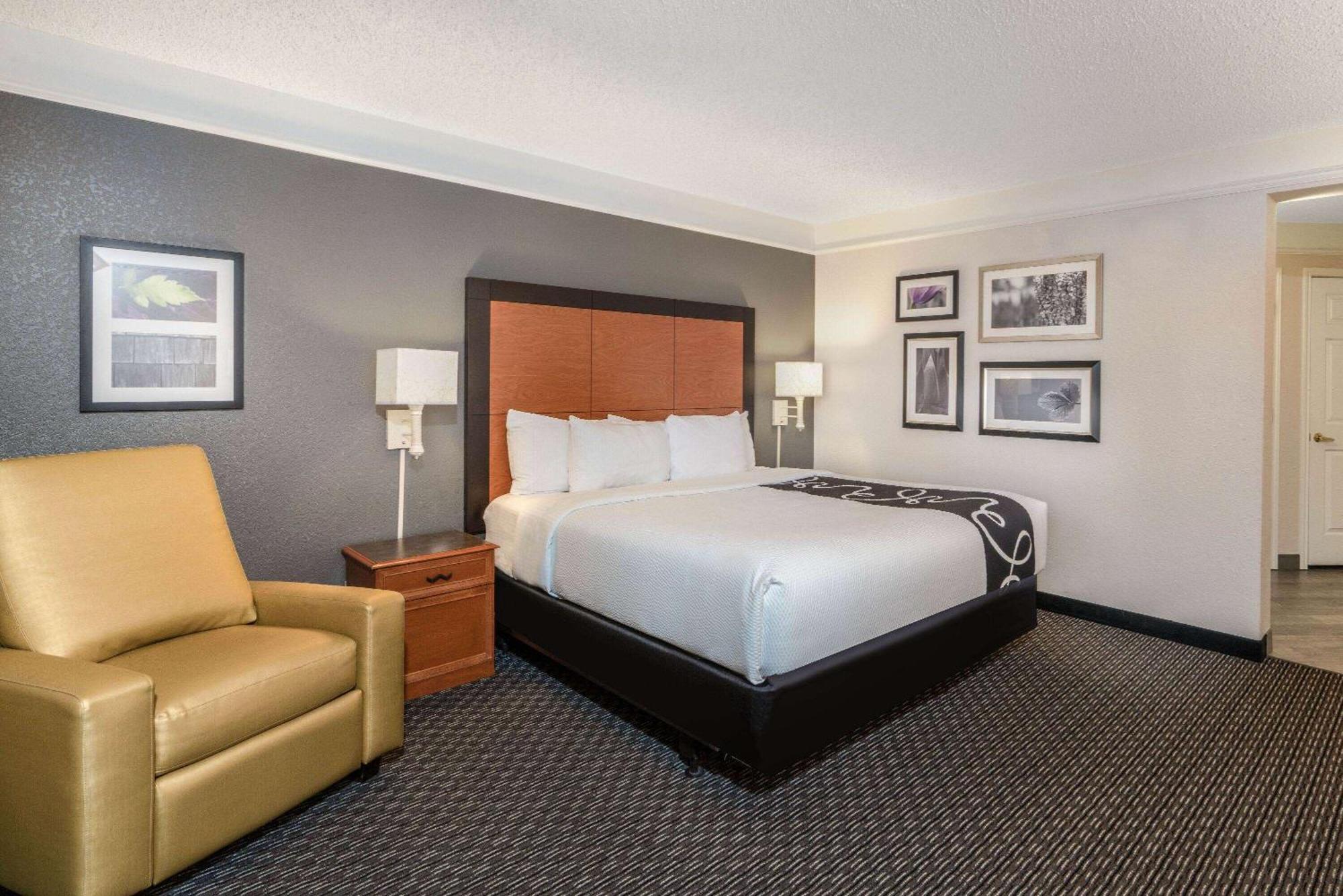La Quinta By Wyndham Pueblo Hotel Eksteriør billede