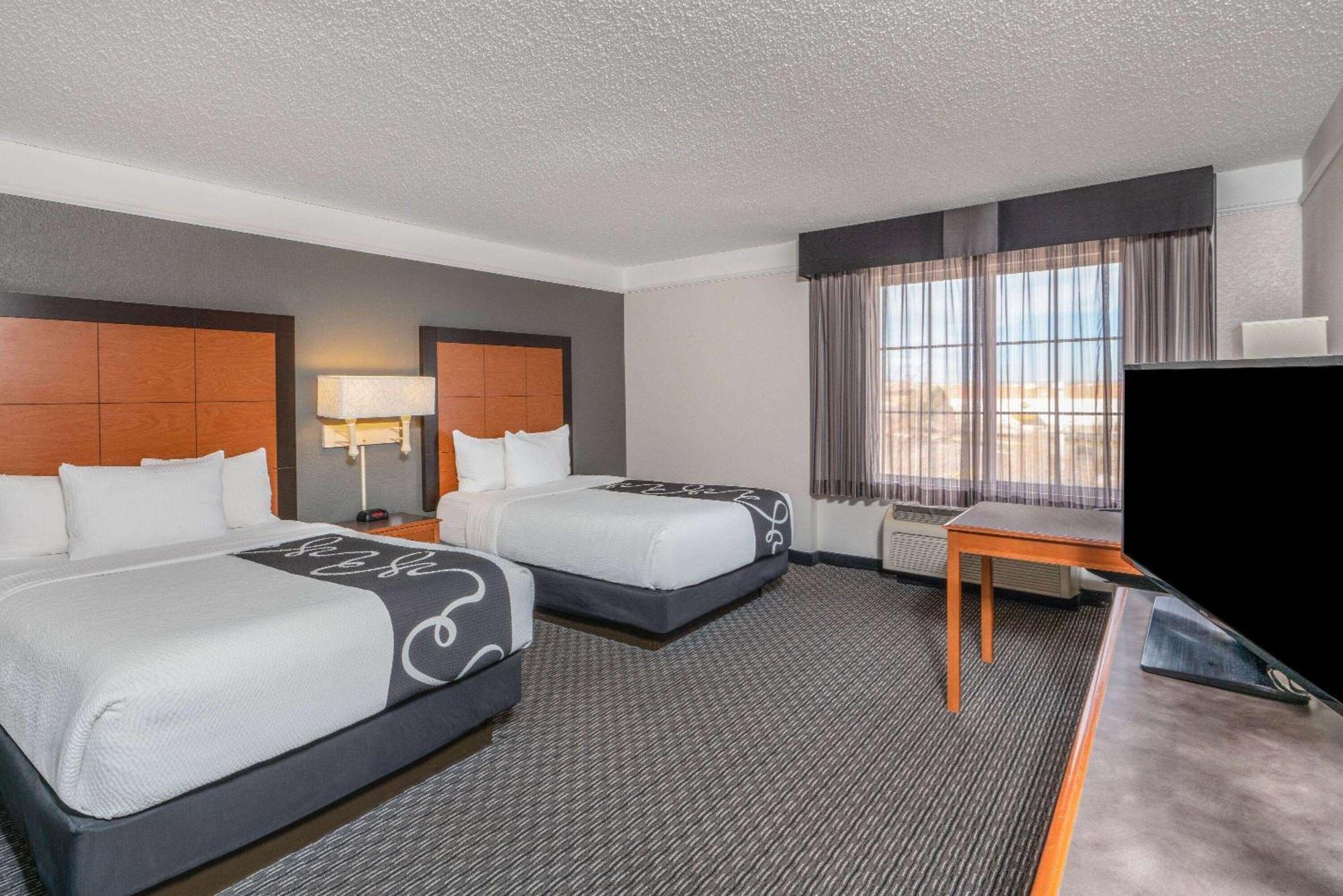 La Quinta By Wyndham Pueblo Hotel Eksteriør billede