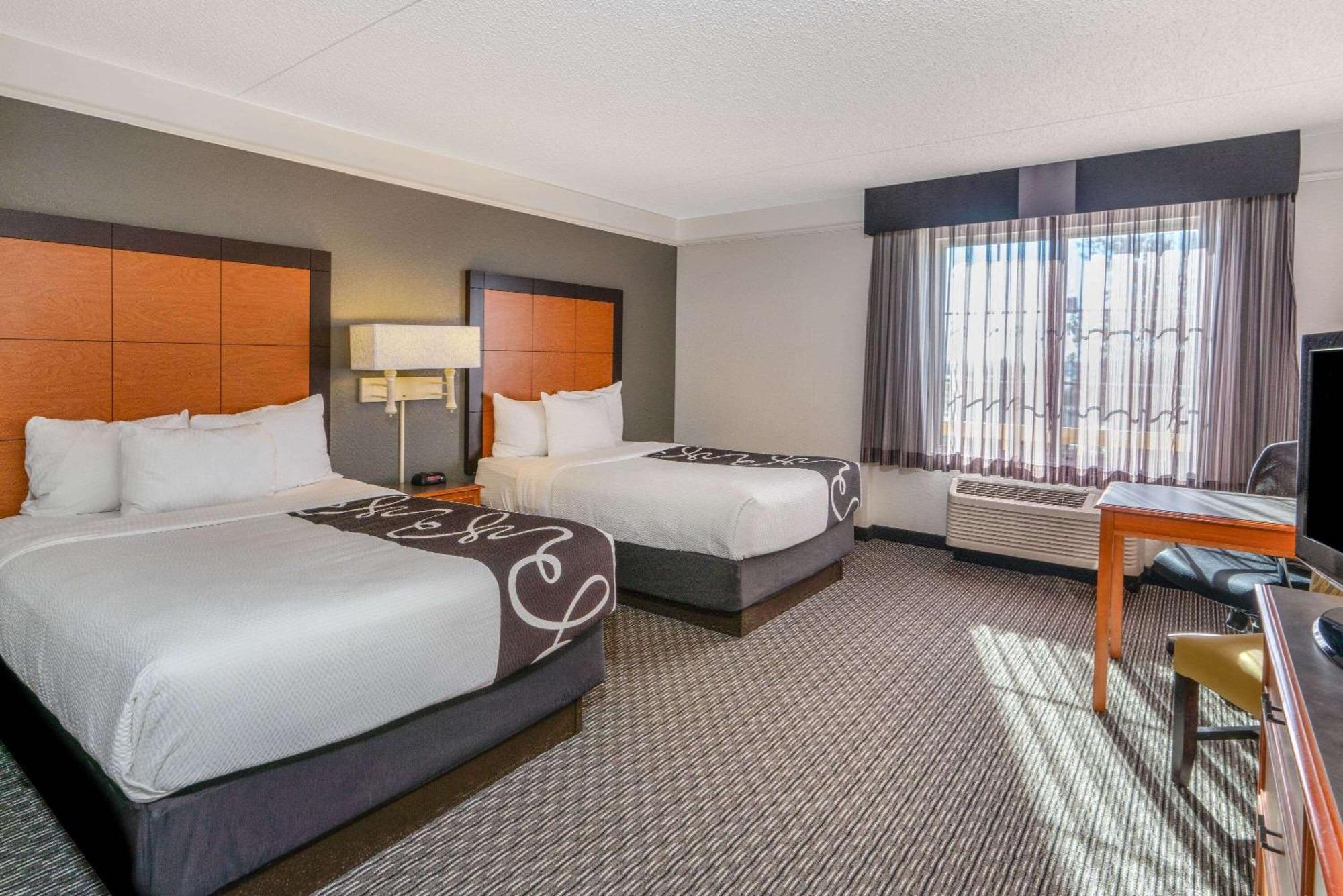 La Quinta By Wyndham Pueblo Hotel Eksteriør billede